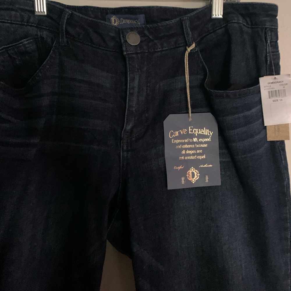 Democracy Capri Jeans